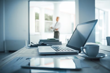An easy guide to supply chain analytics - definition and examples. Learn how to obtain valuable insights and how to examine analytics data. 