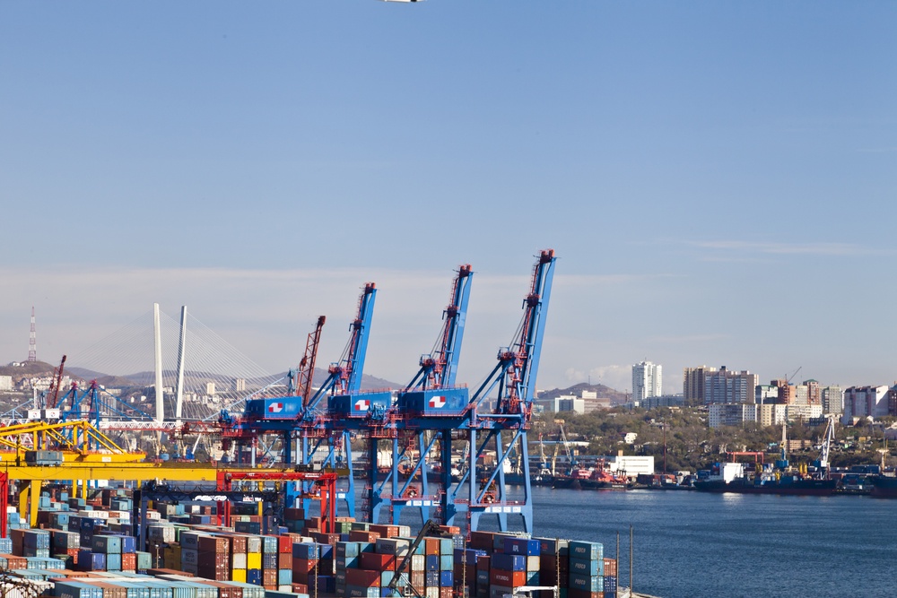 Cranes in port.jpg