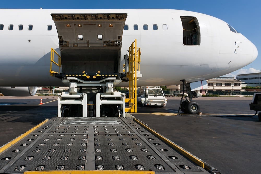 Transatlantic air cargo market bucks the global trend with a weak start to 2024