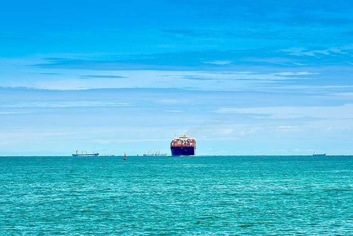 Potential return of container ships to Red Sea following US-Houthi ceasefire announcement could cause global collapse in freight rates, according to Xeneta data